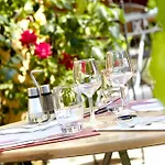 Hotel Campanile Nature 3*