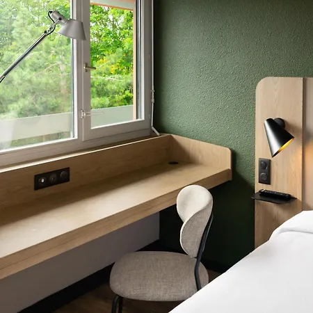 Hotel Campanile Nature 3*