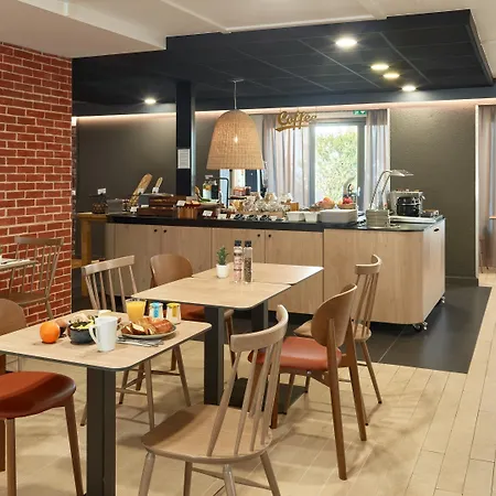 Campanile Nature Hotel 3*