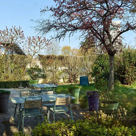 Campanile Nature Hotel Les Ulis