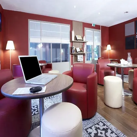 Hotel Campanile Nature 3*