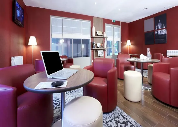 Hotel Campanile Nature 3*